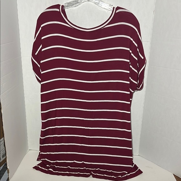Zenana Outfitters Red Striped Relaxed Short Sleeve Tee - Picture 3 of 10